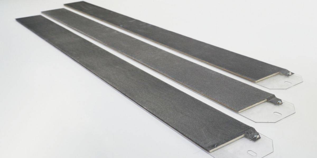 The best accessories for belt sanders. Find out everything about graphite and abrasive felt