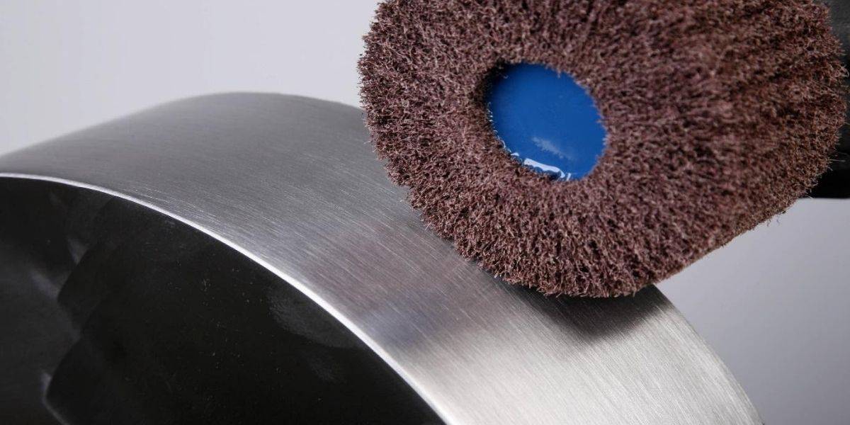 Three-dimensional abrasives: characteristics and types